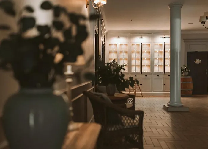 Gosciniec Winnica Inn Slawica